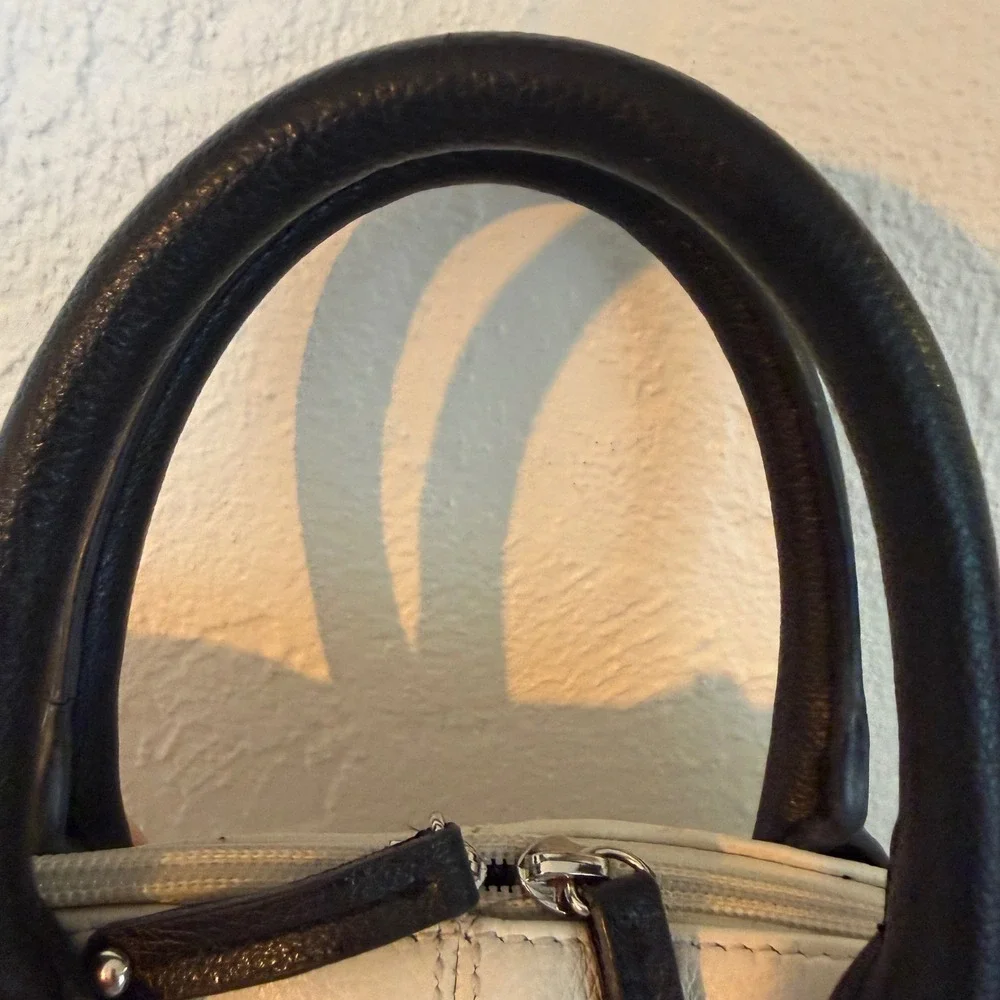 Tignanello Cream‎ Black Pebbled Leather Dome Satchel Handbag Two Tone Bag